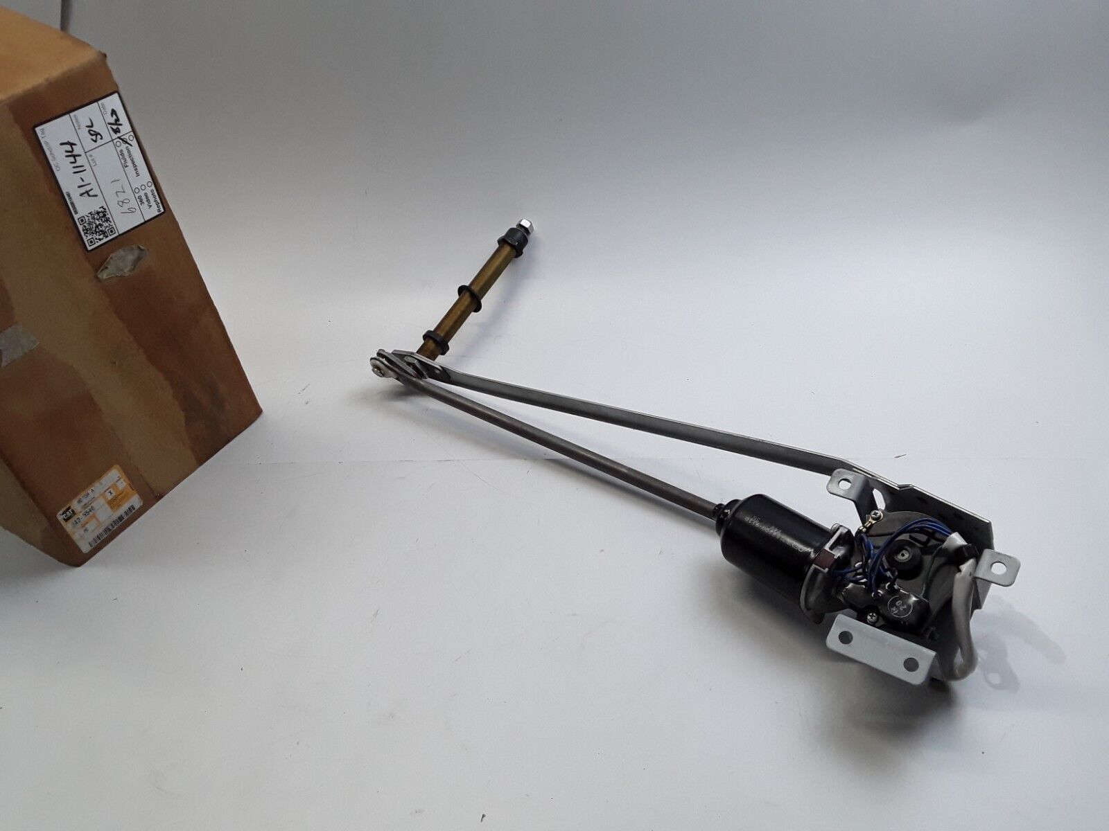 CAT 342-3546 WINDOW WIPER MOTOR ASSEMBLY FITS EXCAVATOR,EXPANDED MINING PRODUCTS - HotCarParts