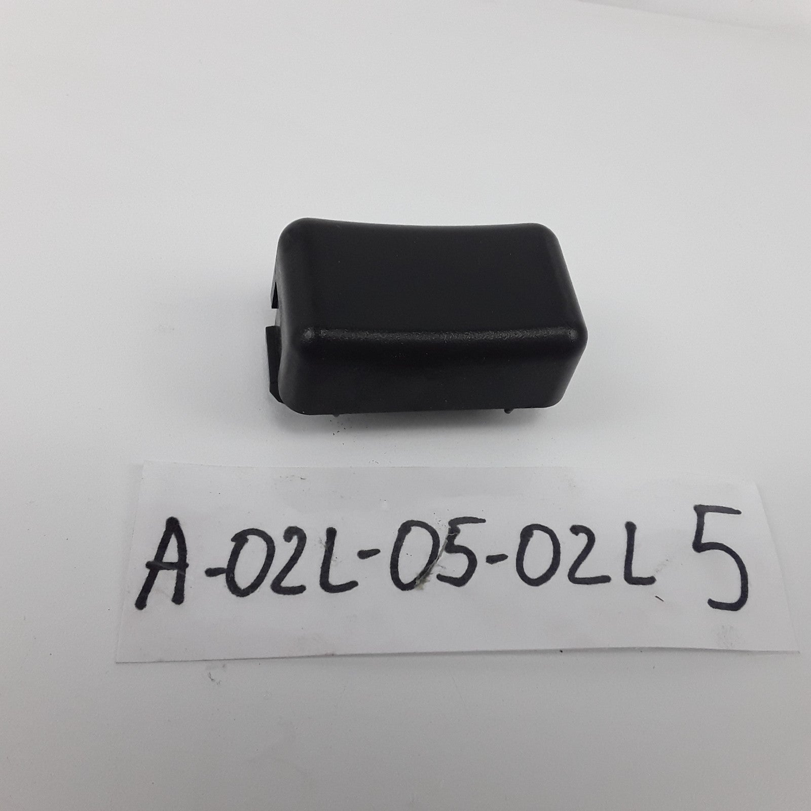 Volvo 20410947 Dash Switch Cover Assembly Fits Mack Volvo Trucks