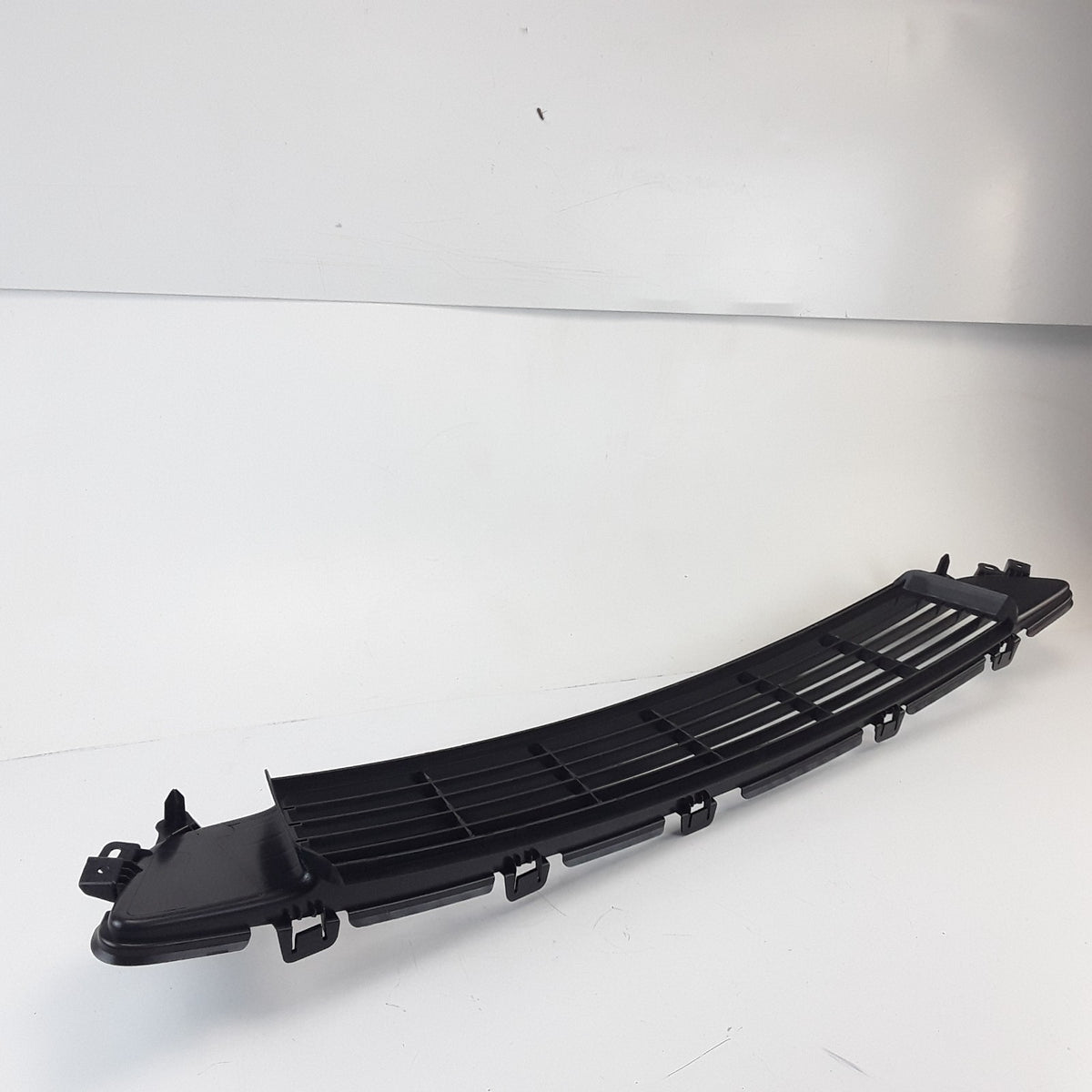 For Tesla Model S 2021-2024 Plaid Front Grille Bumper Center Cover 1564699-00-B