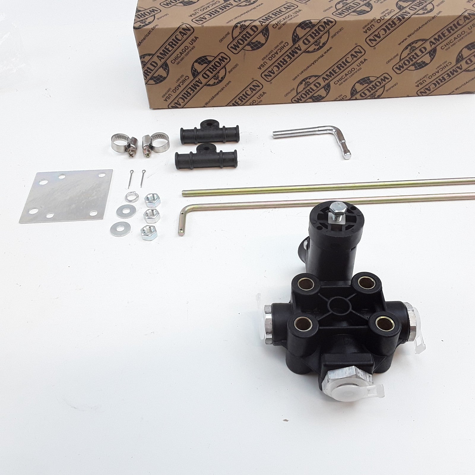 World American WAKN27000 Suspension Ride Height Control Valve Barksdale Type (2)