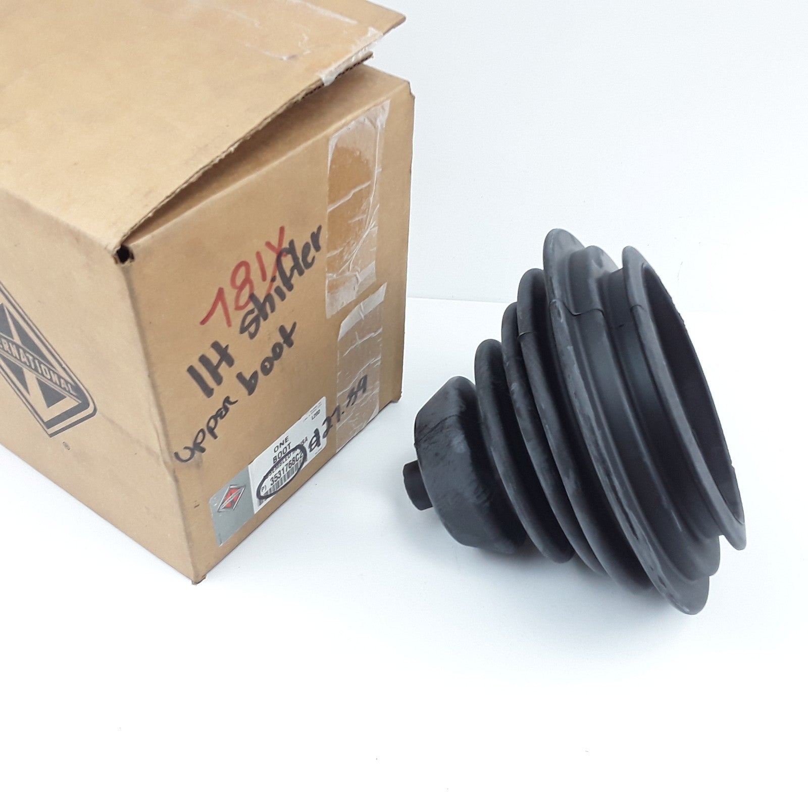 OEM Shift Upper Boot International 2500 2600 3300 4100 5500i Lonestar Prostar