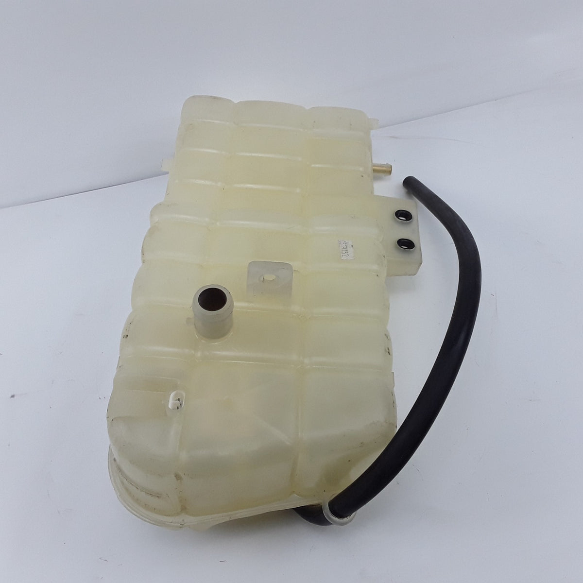 Coolant Reservoir Fits Chevrolet GMC Isuzu 2003 2004 2005 2006 2007 2008 2009