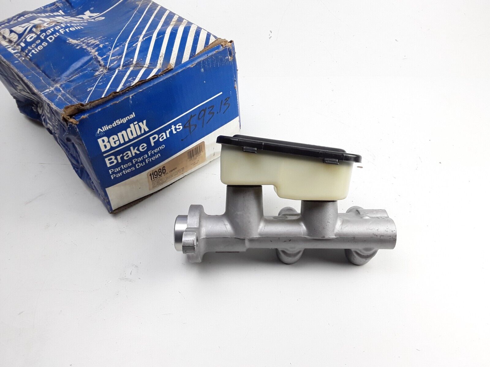 Brake Master Cylinder-w/o ABS Bendix 11986 FAST FREE SHIPPING - HotCarParts