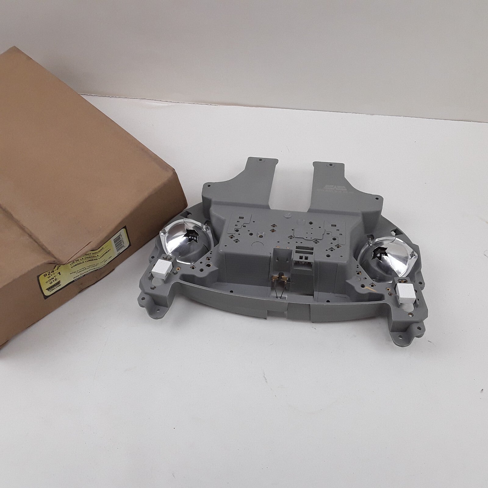 Overhead Console Light Housing Fits Dodge Caravan Chrysler Voyager (2001-2007)