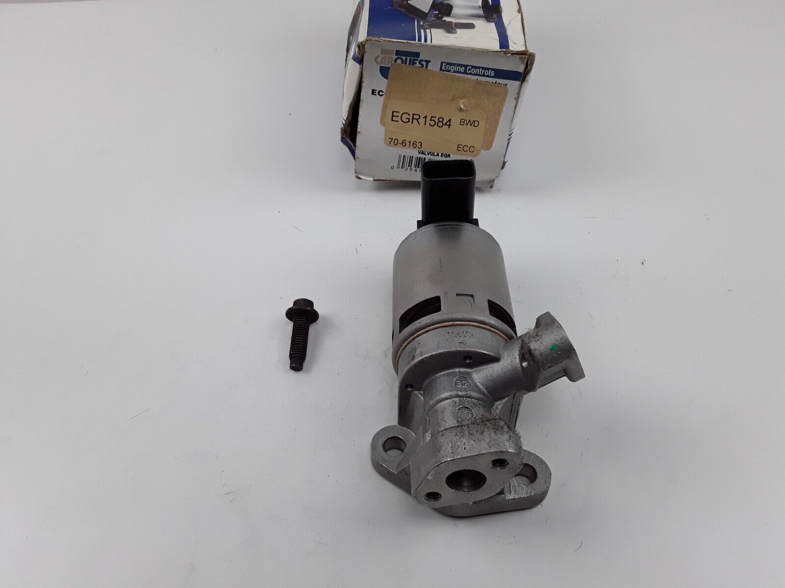 Exhaust Gas Recirculation EGR Valve For Dodge Charger 2006-2010,Magnum 2005-2008 - HotCarParts