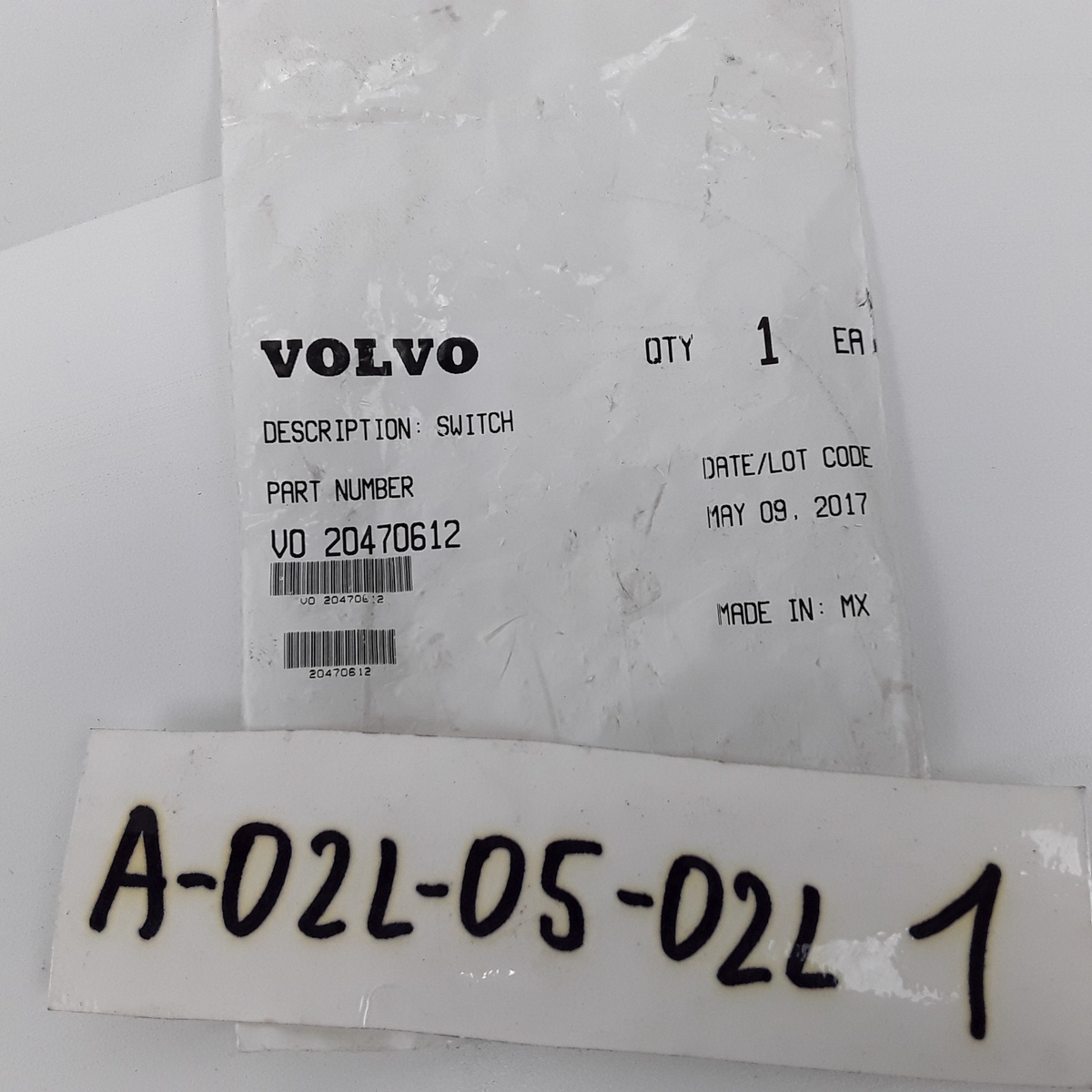 Volvo 20470612 Truck Trailer 5th Fifth Wheel Multi Purpose Lock Rocker Switch