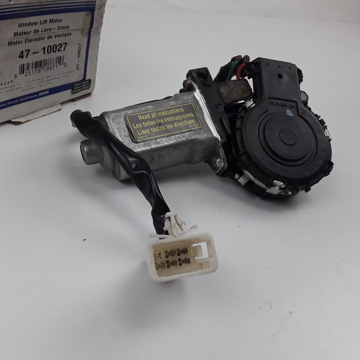 Front Left Power Window Motor For Toyota Tundra Sequoia 2001 2002 2003 2004-2007