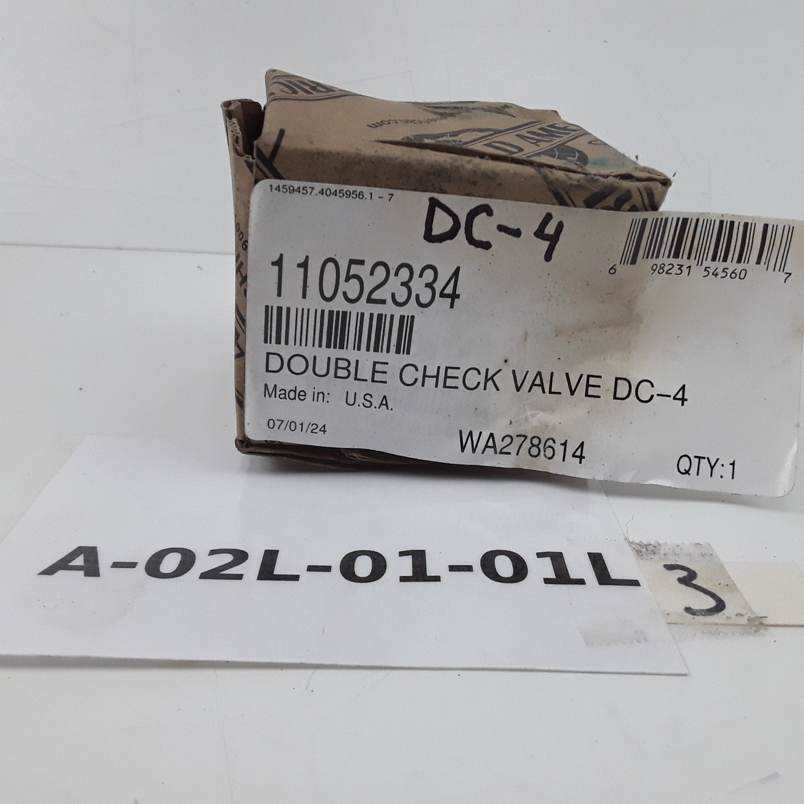 World American WA278614 Air Brake Double Check Valve DC-4 Type 3/8" NPT All Port