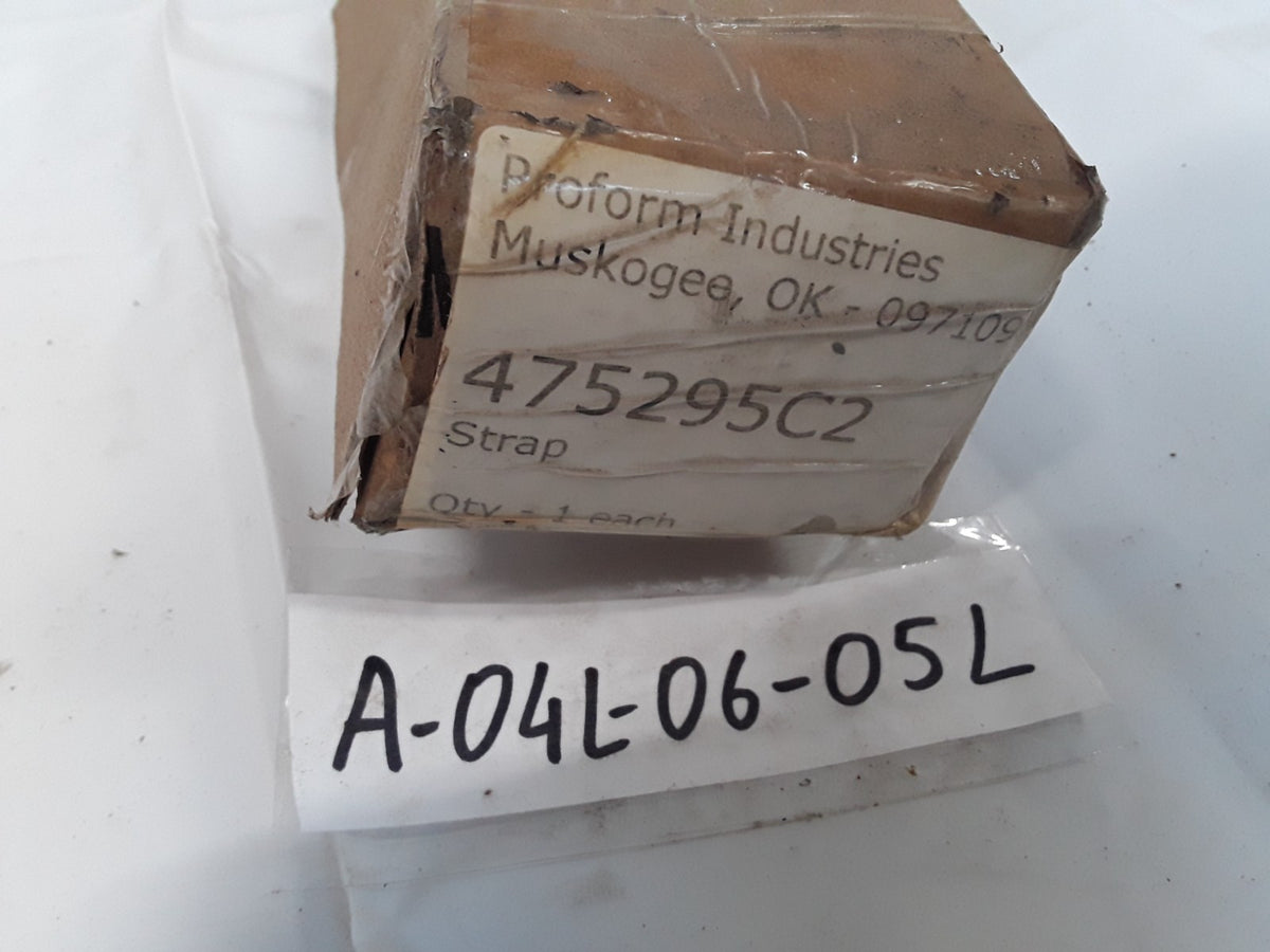 Navistar International 475295C2 Fuel Tank Mounting Strap Assembly Heavy Duty