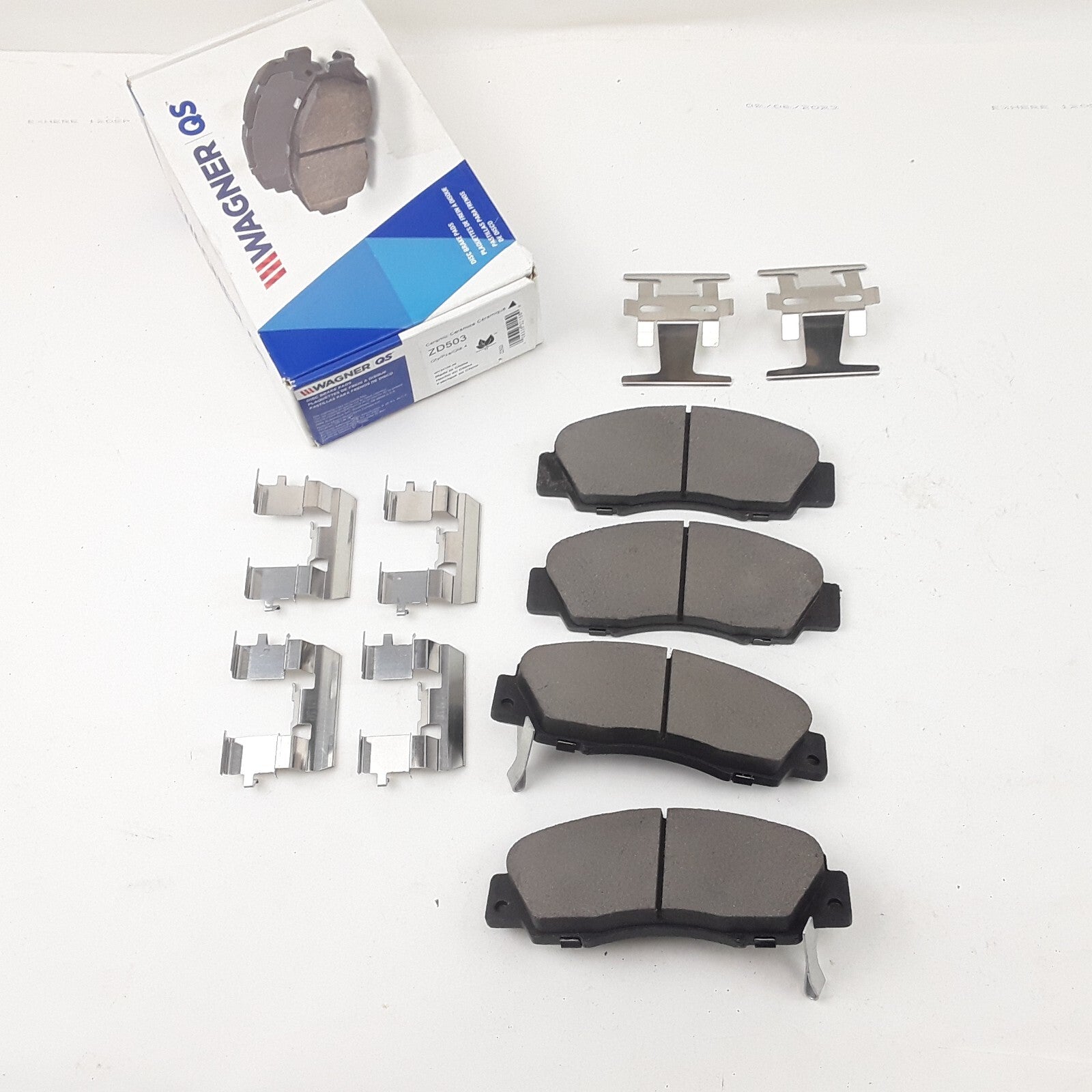 Front Disc Brake Pad Set Fits Honda Prelude 1993-2001 Acura Legend 1991-1995