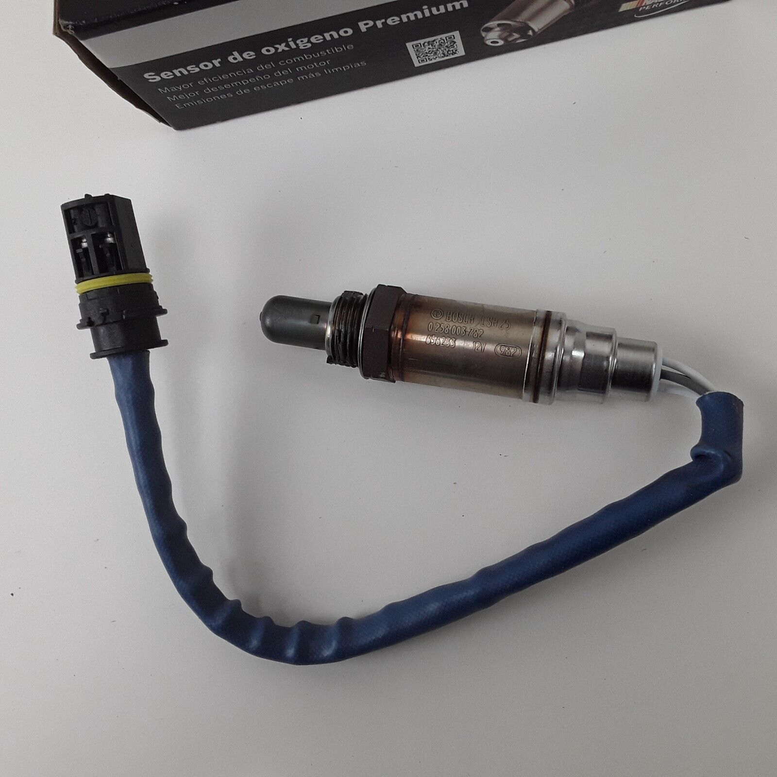 OEM Bosch 13782 Oxygen Sensor for 1996-2004 Mercedes Benz CL, E, ML, S, SL, SLK