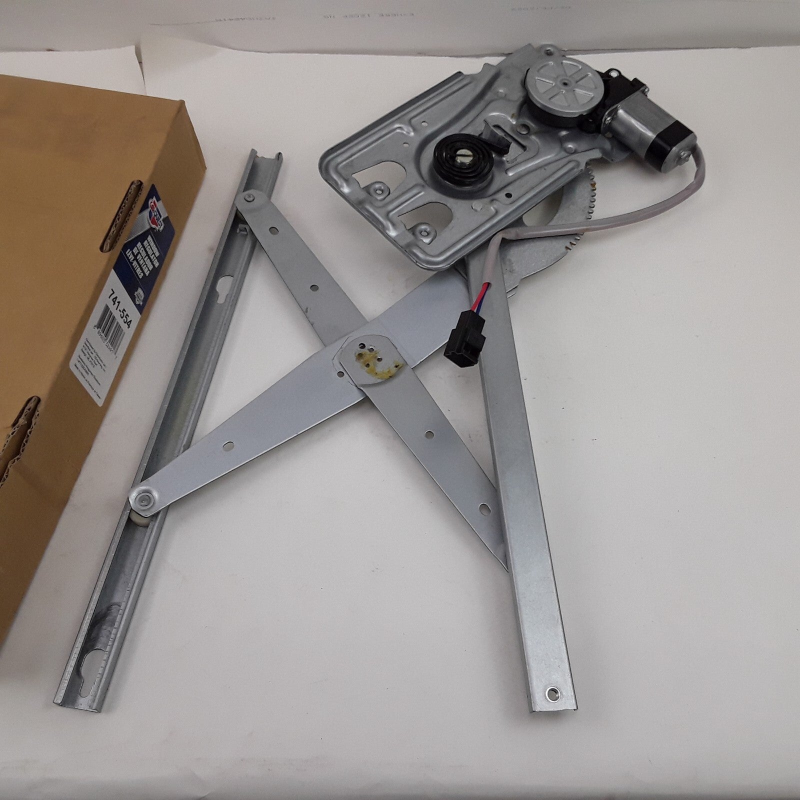 Front Left Window Regulator & Motor Fits Dodge Intrepid Chrysler 300M 1998-2004