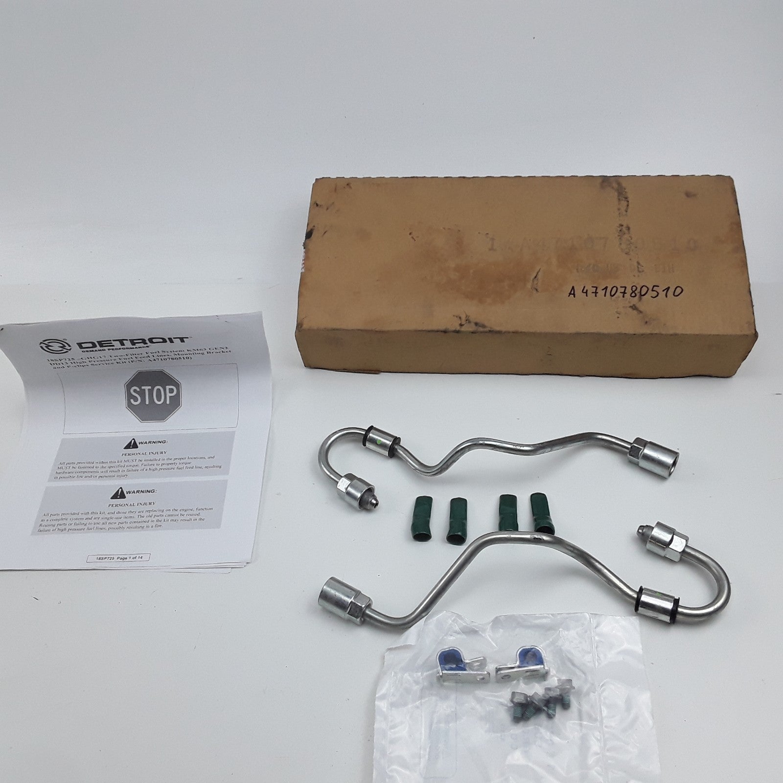 18SP725-GHG17 High Pressure Two-Filter Fuel Feed Lines For KM63 GEN2 DD13