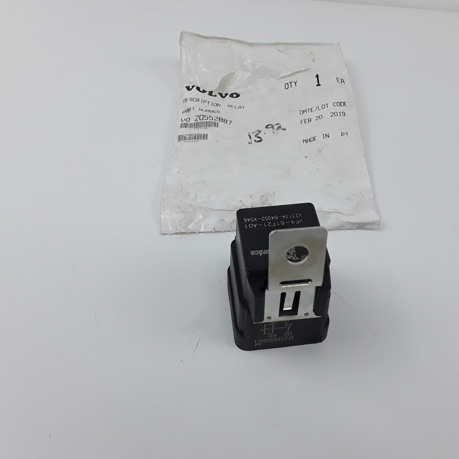 Multi-Purpose Relay 20552887 For Volvo, Mack Class 8 Heavy Duty Truck