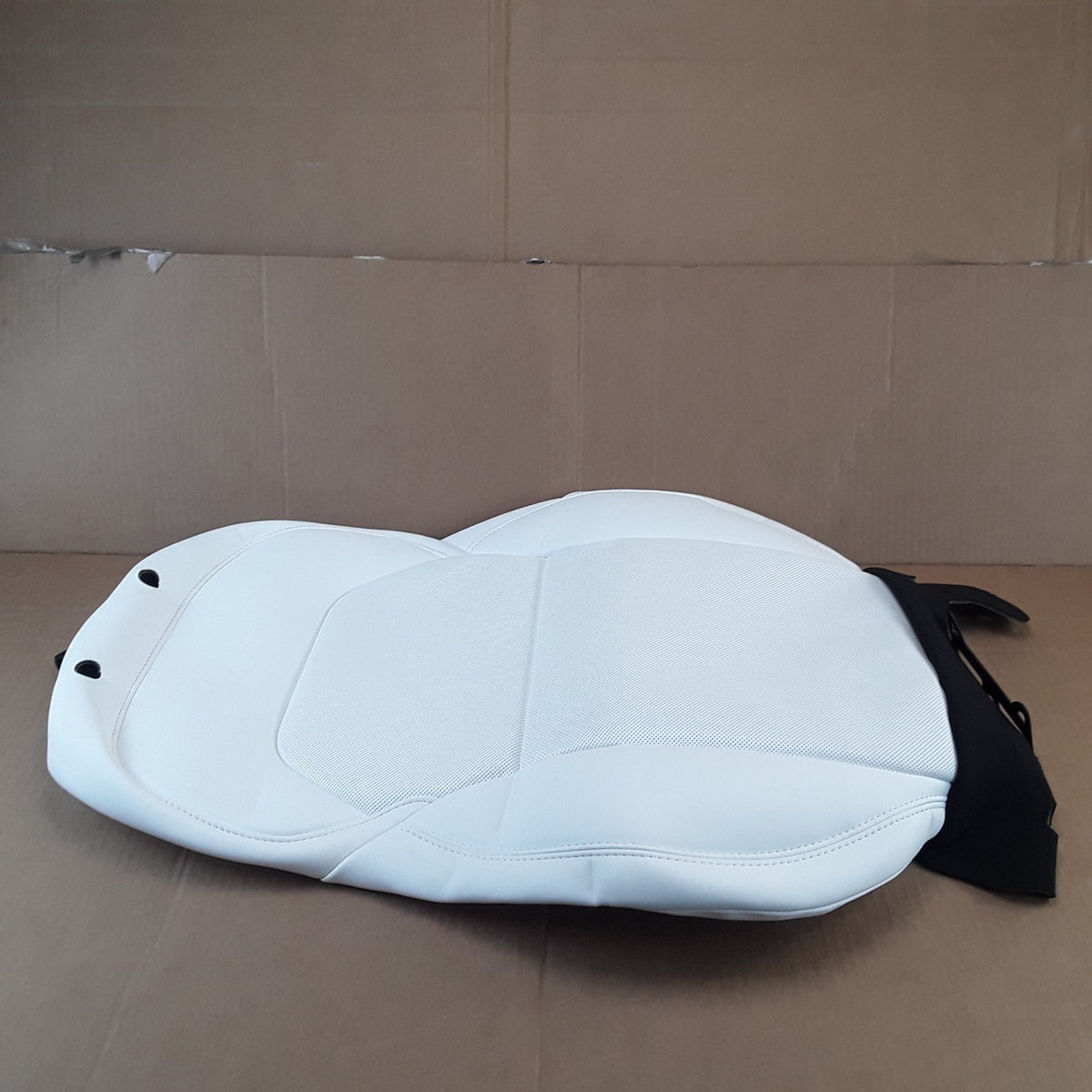 2048706-02-C LHD White Farside 1st Row Seatback Cover For Tesla Model Y
