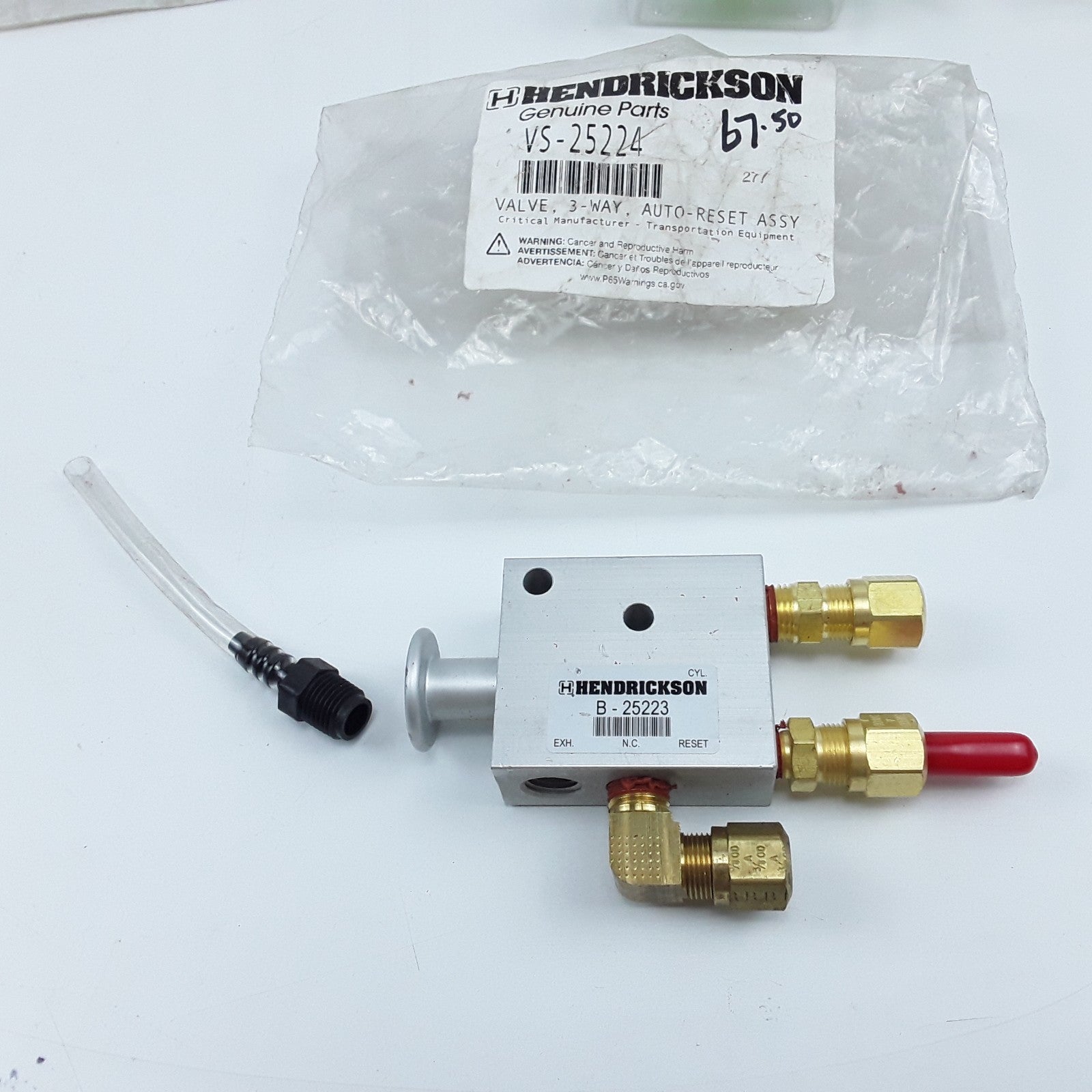 Hendrickson VS-25224 3-Way Auto Reset Air Brake Valve with Fittings For Kenworth