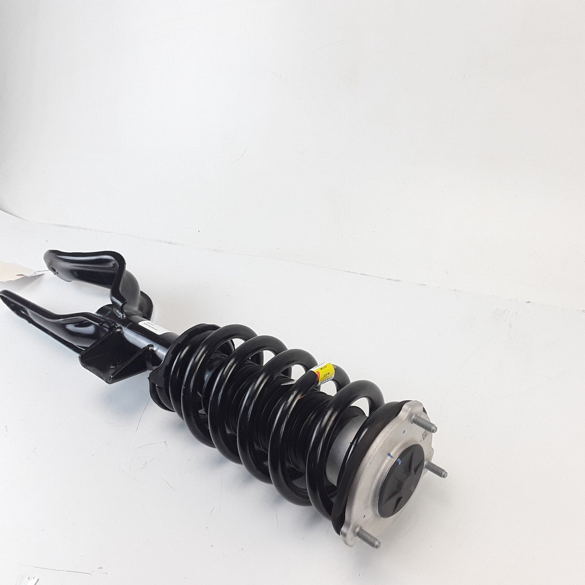 For Tesla Model Y Front Left Strut & Spring Assembly 2021-2024 1188363-00-F