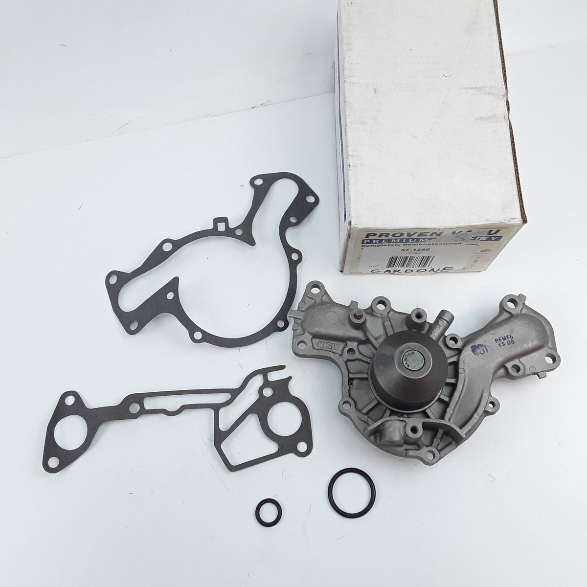 Water Pump Housing with Gaskets Fits Hyundai Chrysler Dodge Plymouth (1987-2000)