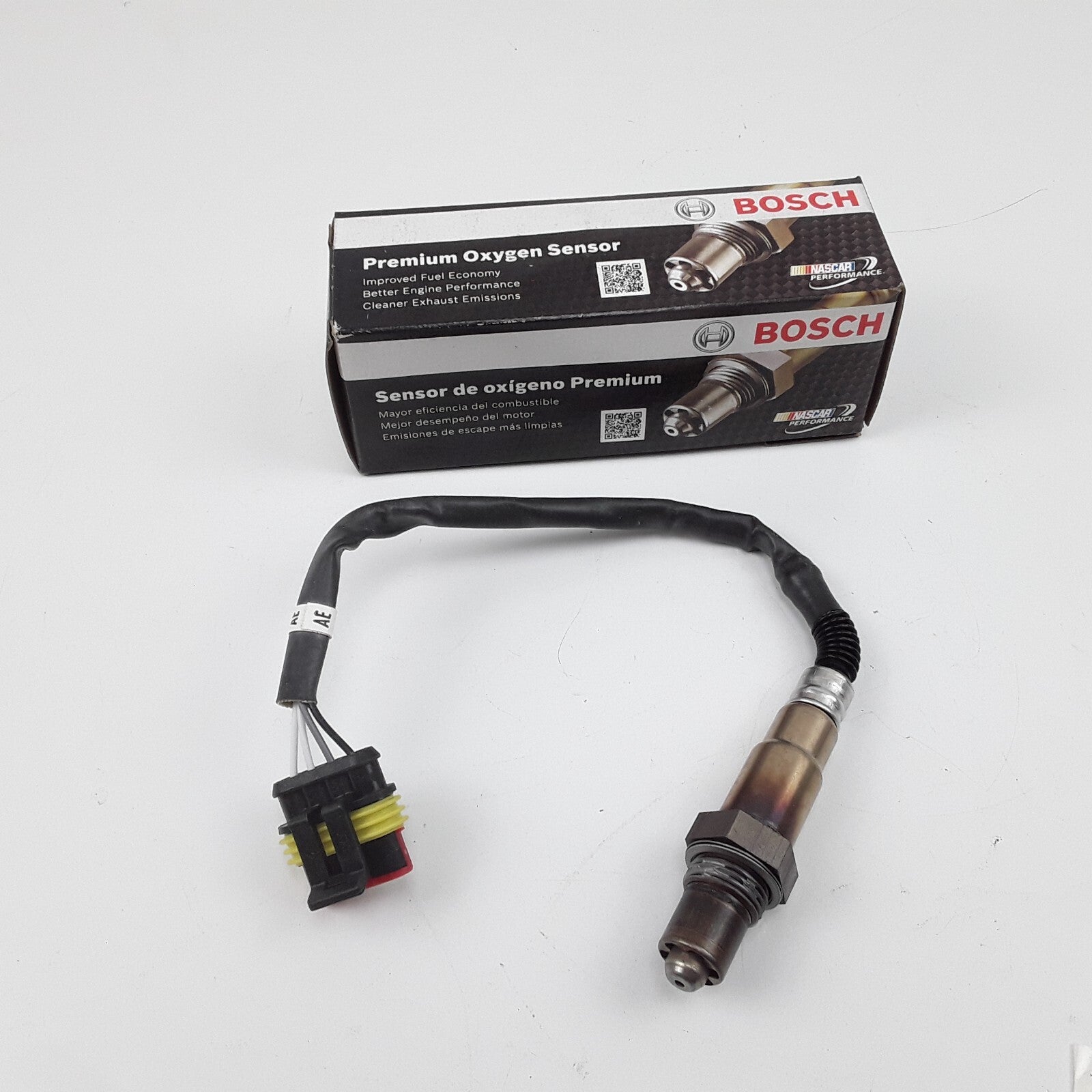Oxygen Sensor-Actual Bosch 16063 Fits Cadillac Catera 3.0L-V6 1999 2000 2001