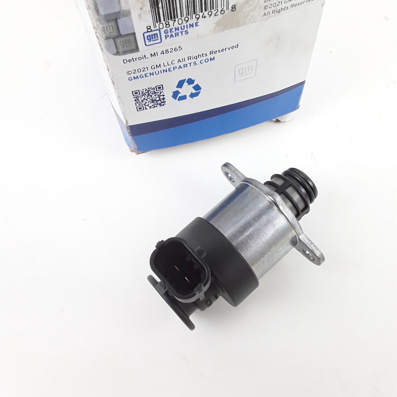 Fuel Injection Pressure Regulator Valve Fits Chevrolet Express 3500 2010-2016