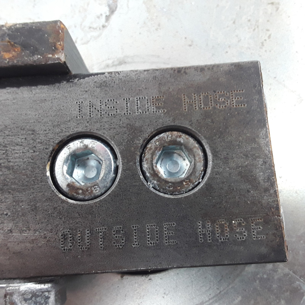 Right-Side Hydraulic Dual Hose Reel Assembly Heavy Duty For Forklifts Cranes