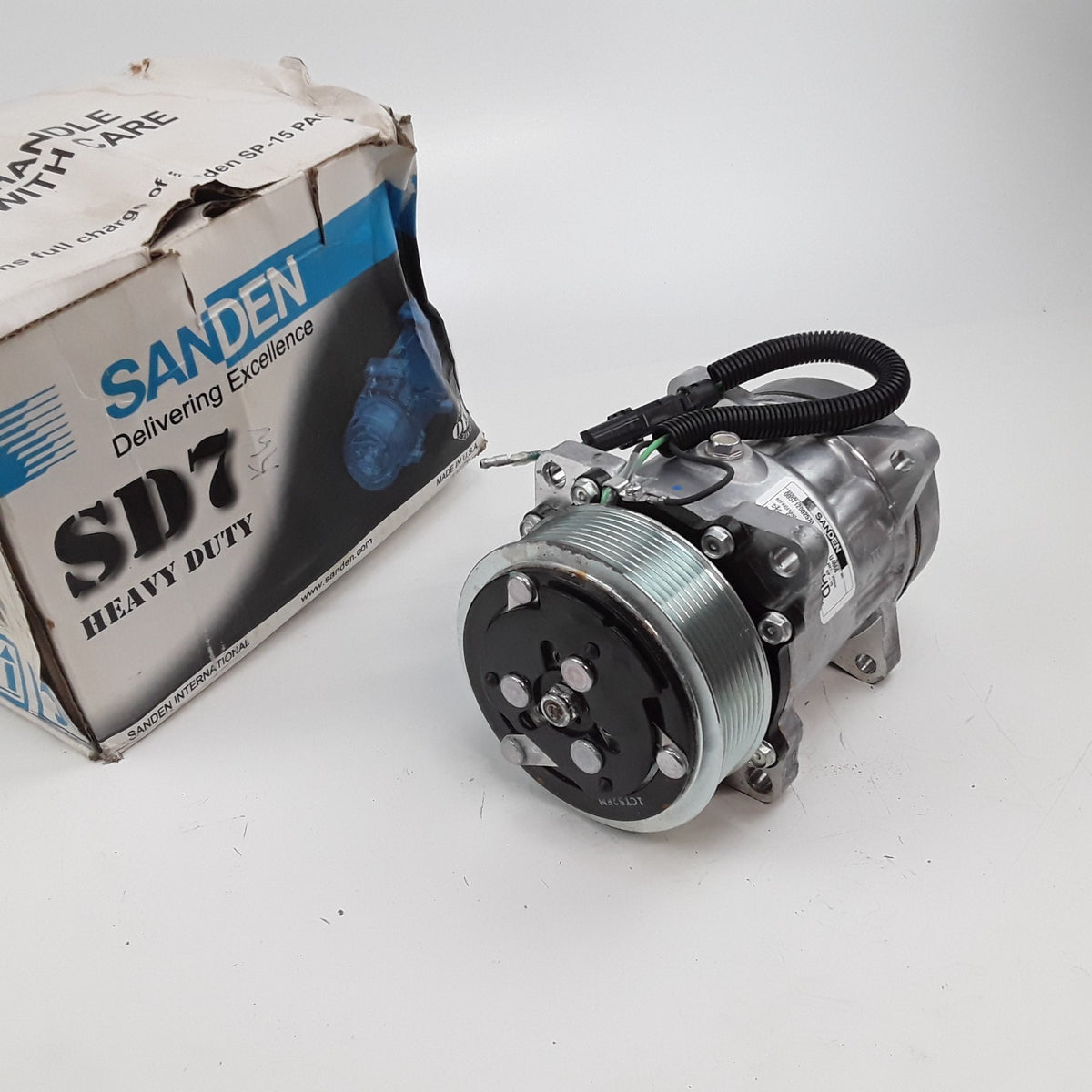 Red Dot 75R89354 U4866 Compressor with Clutch Assembly Heavy Duty