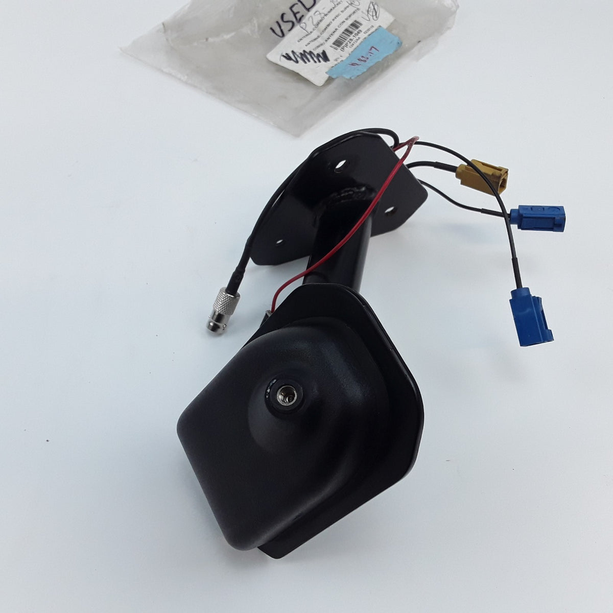 P28-1049 GPS Mounting Bracket Satellite Radio Antenna Fits Kenworth