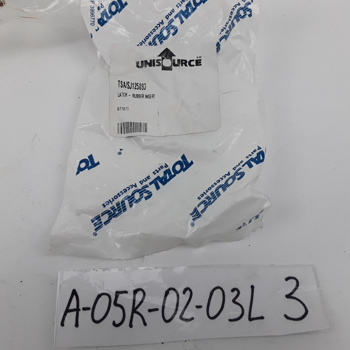 Unisource Female Rubber Bumper Holder SJ-125893 125893 For Skyjack Lift