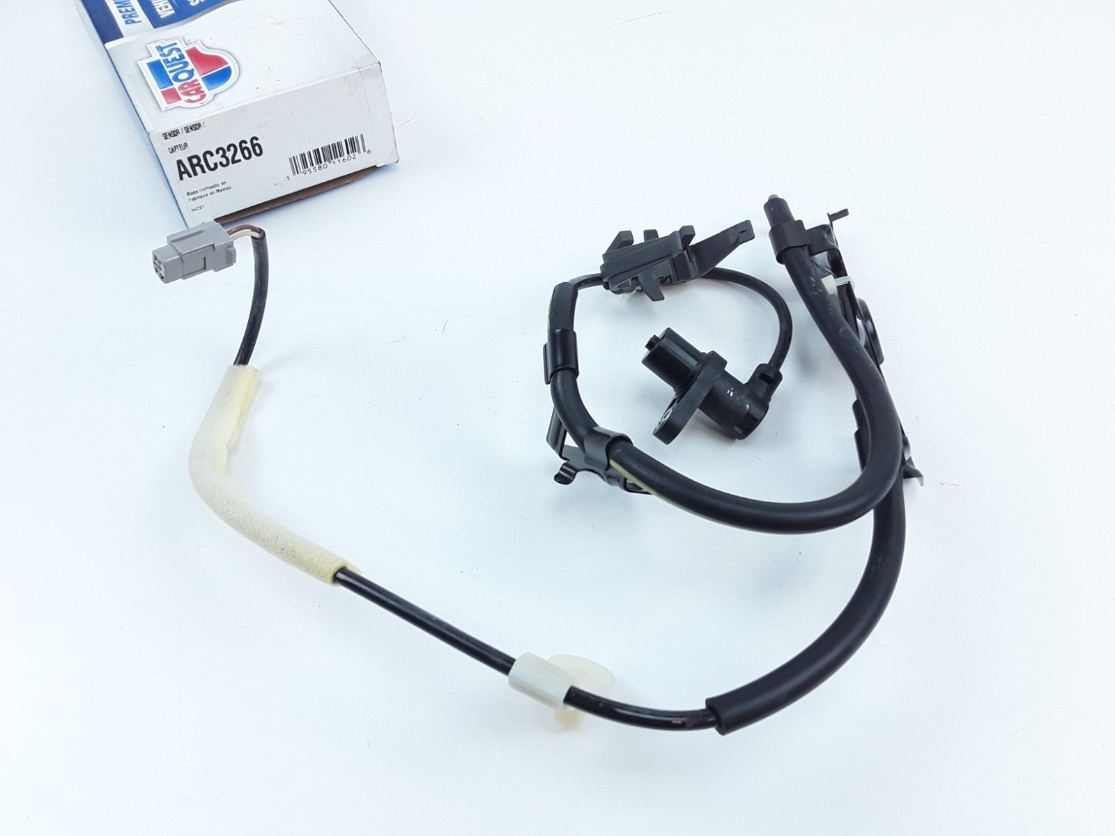 Front RH ABS Wheel Speed Sensor For Toyota Sienna 2005 2006 2007 2008 2009 2010