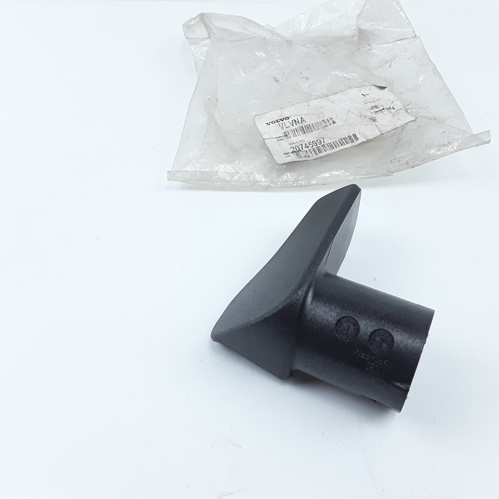 Rear Fairing Handle Fits Volvo VNL VN (1998 1999 2000 2001 2002 2003 2004-2018)