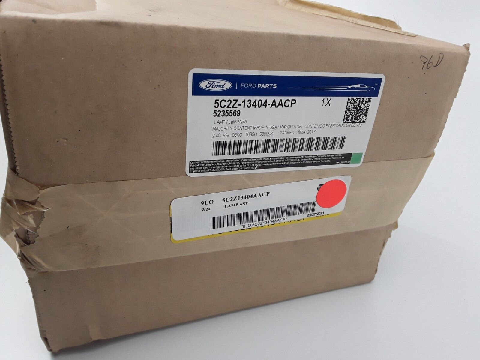 GENUINE Ford Econoline Van Passenger Side Rear Taillight Tail Lamp 2005-2011 - HotCarParts