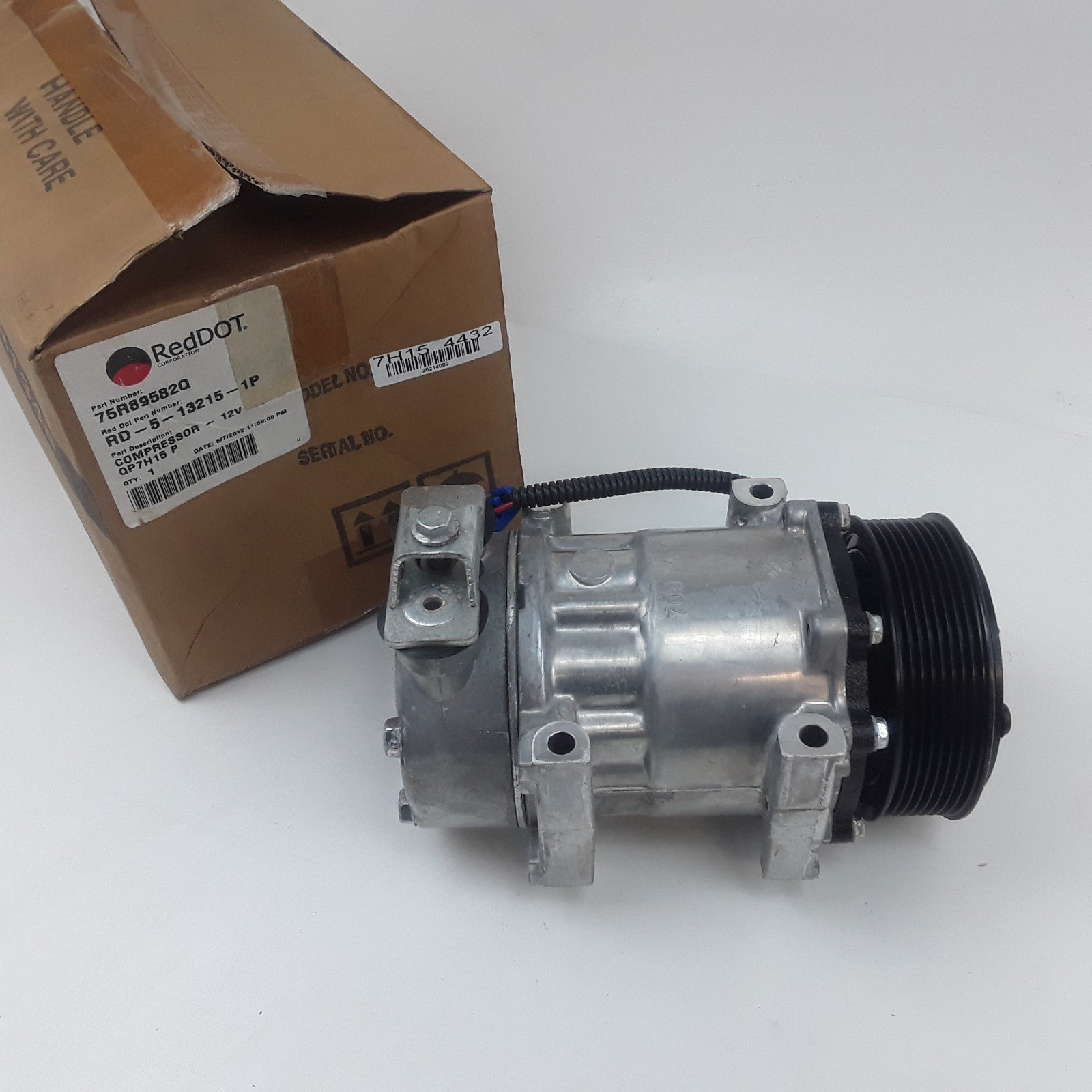 Red Dot 75R89582Q A/C Compressor Assembly Heavy Duty Fits Kenworth T600A (2007)