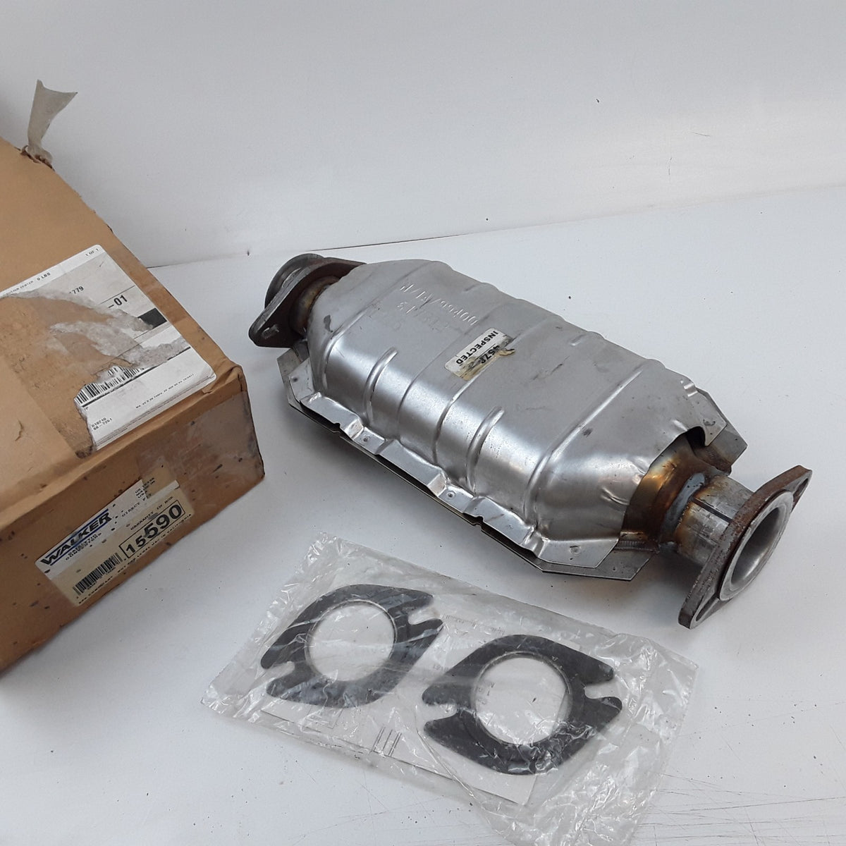 Standard EPA Catalytic Converter Fits 1989-96 Mazda 626 MPV B2200 Ford Probe
