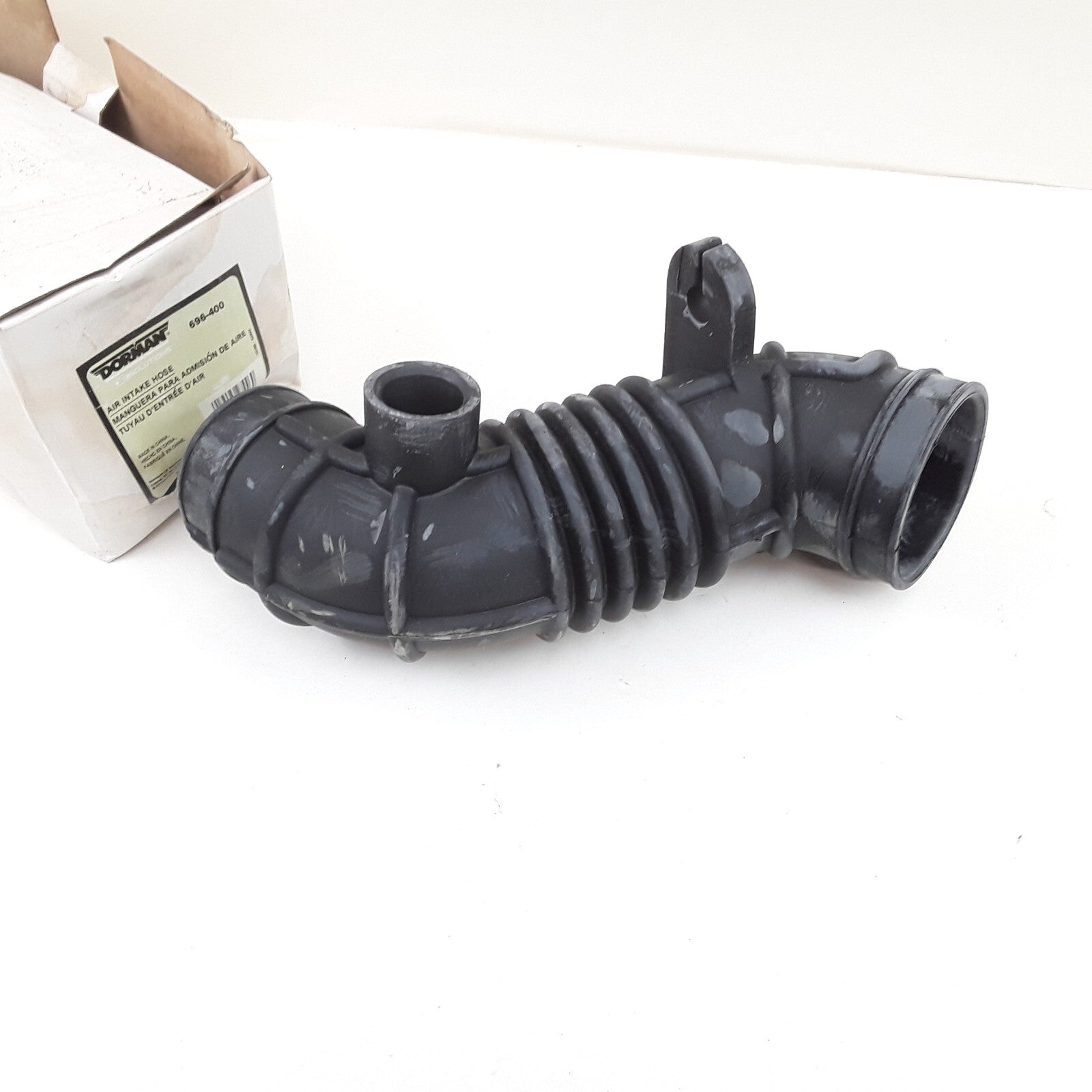 Dorman 696-400 Engine Air Intake Hose Fits Kia Sephia Spectra 1998 1999-2004
