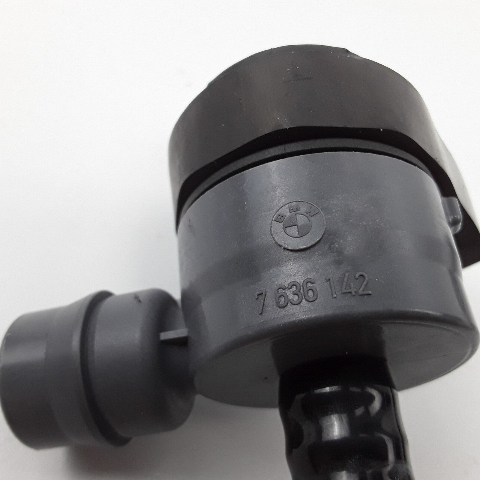 Carquest CPC2335 Vapor Canister Purge Solenoid Assembly Fits BMW 528i (2011)