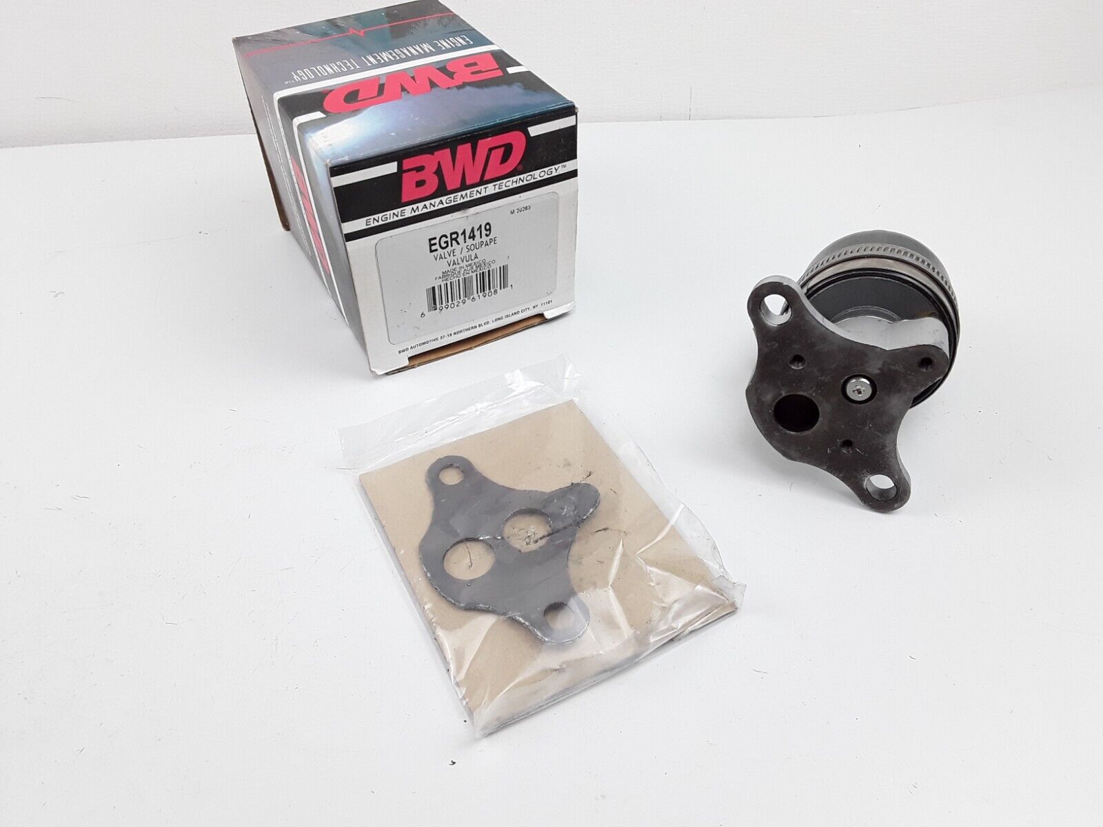 EGR Valve for Chevrolet Camaro , Pontiac Firebird 1995-1998 1999 2000 2001 2002 - HotCarParts