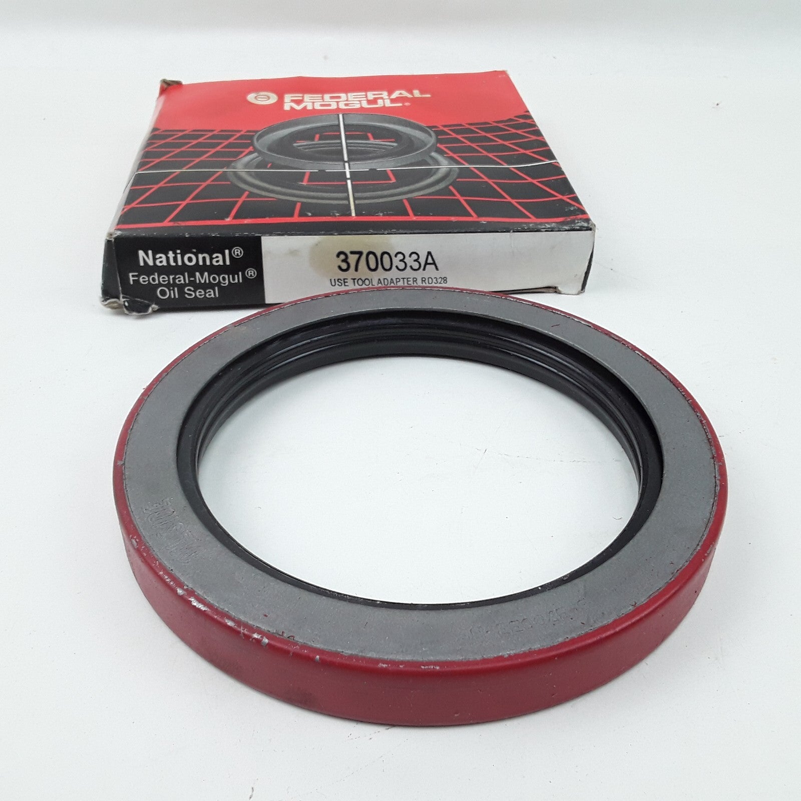 National 370033A Federal-Mogul Wheel Oil Seal For Heavy Duty Car Trucks