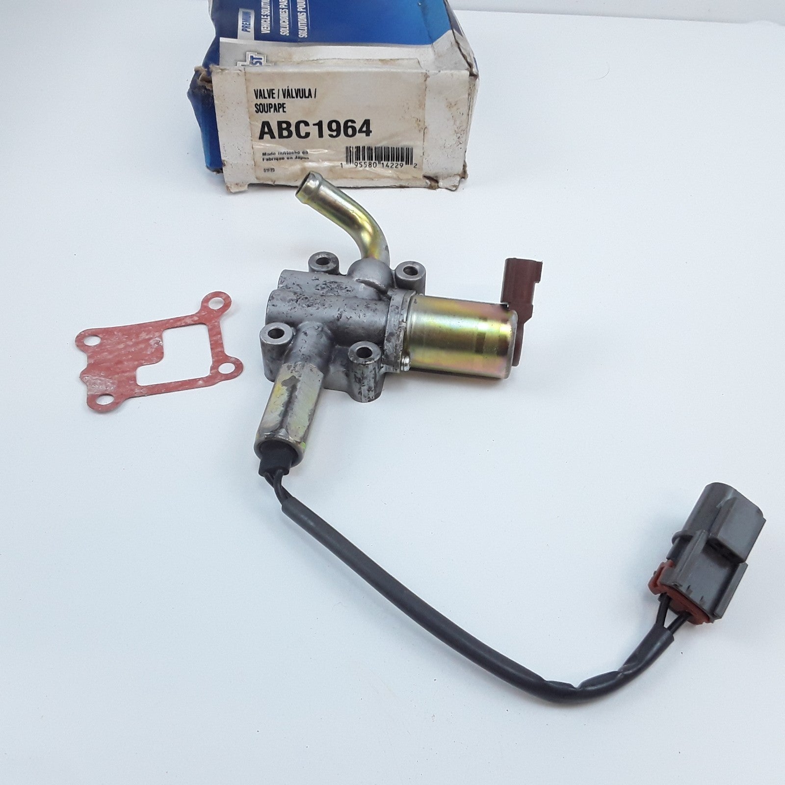 Idle Air Control Valve Fits INFINITI QX4 Nissan Pathfinder (1996 1997 1998 1999)