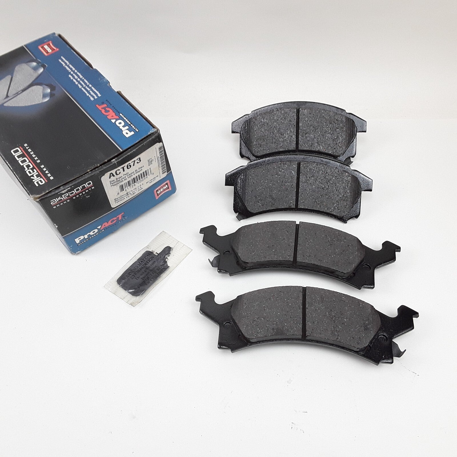 Akebono Front Disc Brake Pad Fits Pontiac Oldsmobile Chevrolet Buick 1991-2005