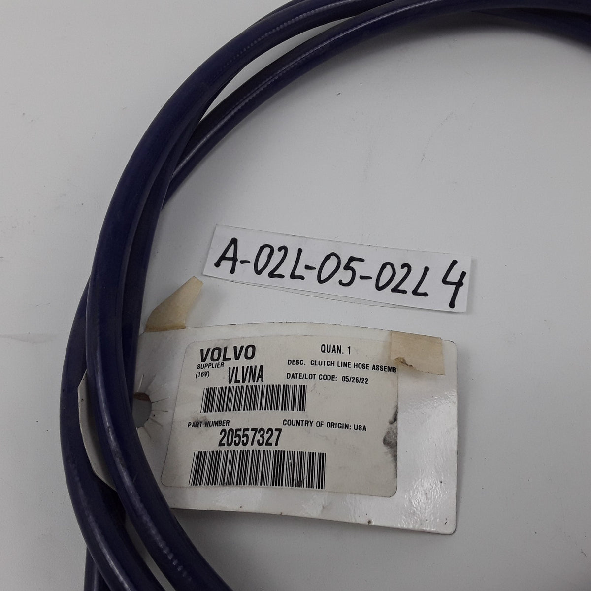 Genuine Volvo Hydraulic Clutch Slave Cylinder Hose 20557327 For VNL VNM Series