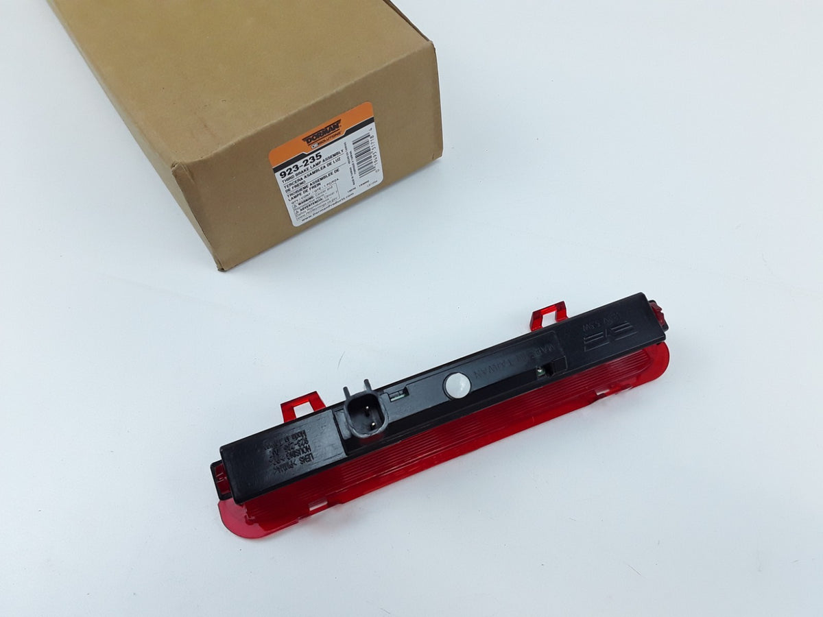 Third Brake Light Assembly Fits Mercury Monterey Ford Freestar (2004 2005-2007)