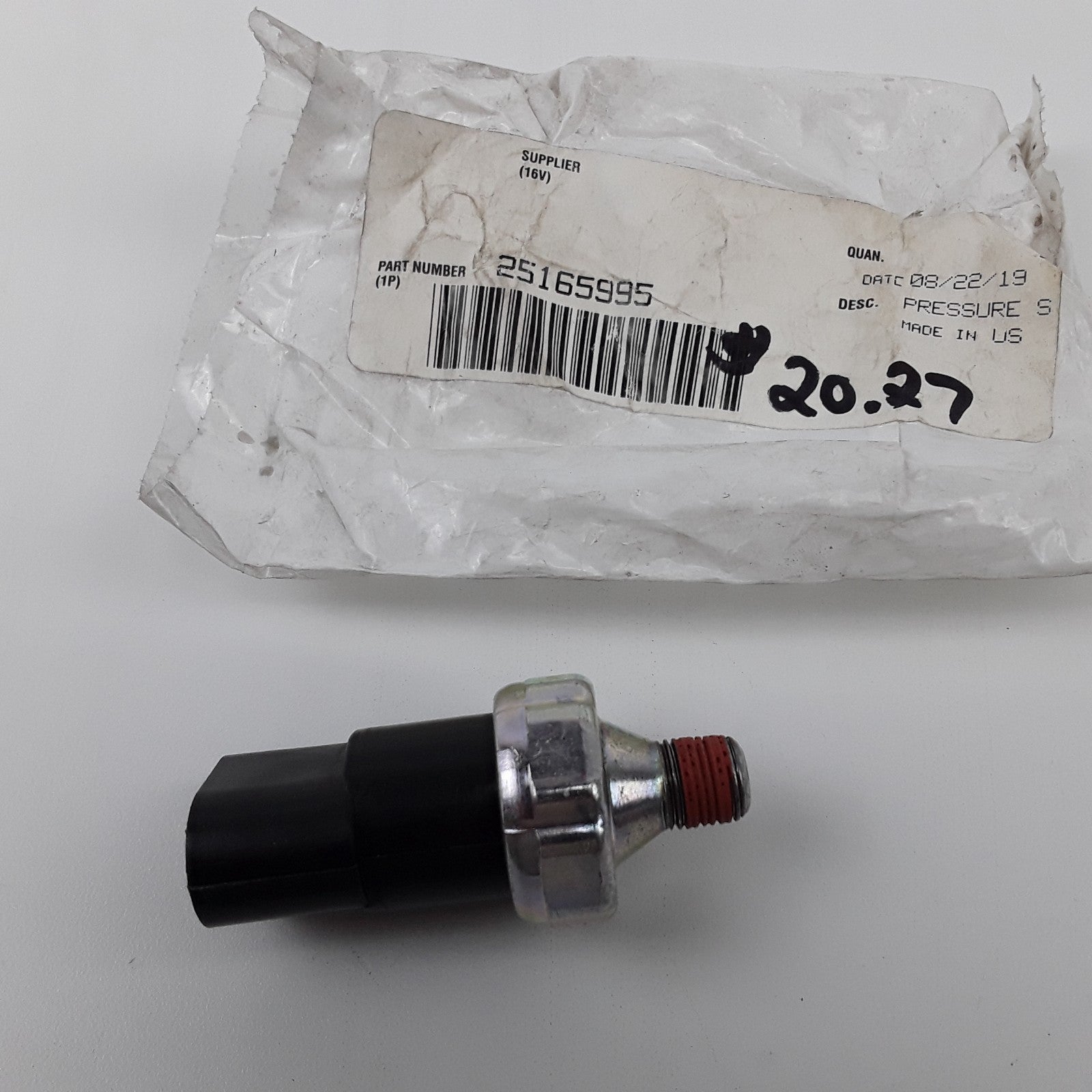 Mack 25165995 Pressure Switch For Mack Replaces 1MR2472M2