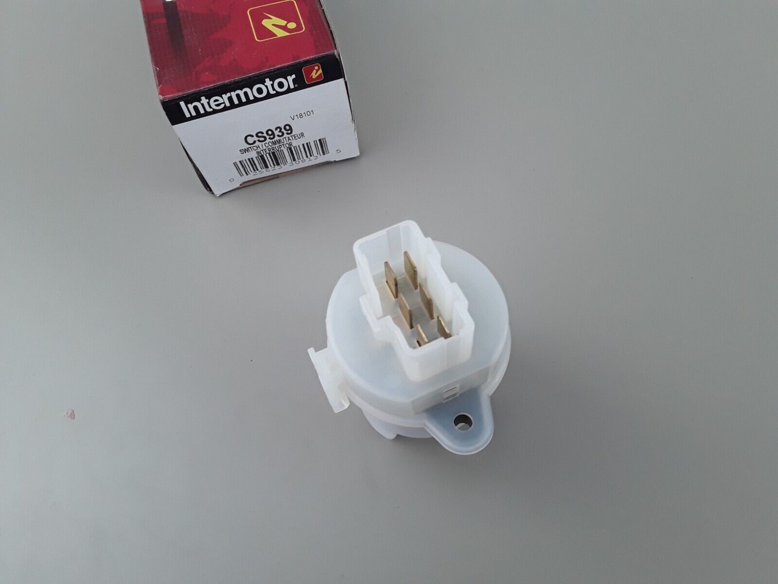 Ignition Starter Switch For Hyundai Tucson,Kia Sportage,Spectra,Spectra5 05-2010 - HotCarParts