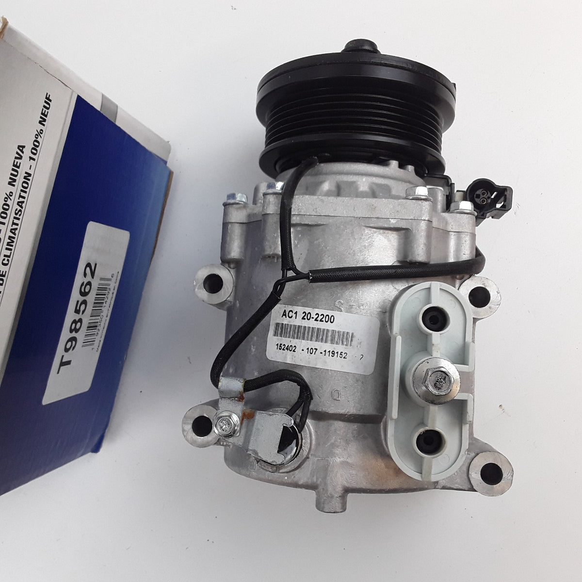 A/C AC Compressor w/ Clutch Fits Mercury Mariner Ford Escape 2007 2008 2009