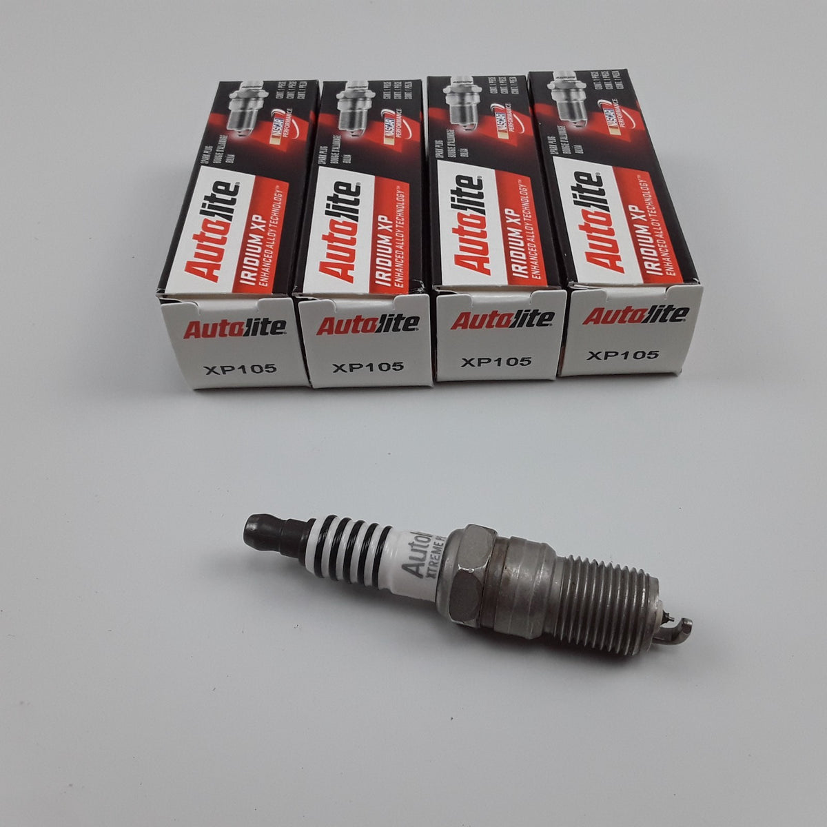 Spark Plug XP105 Fits Chevrolet Silverado 1500 1999 Ford Aerostar 1990-1994