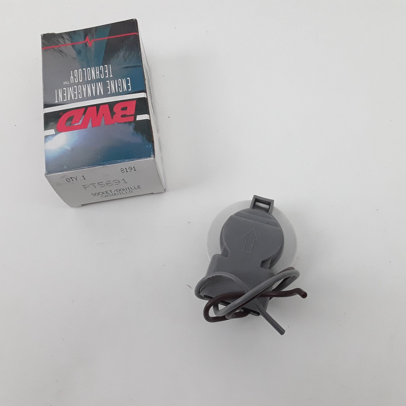 Multi Function Socket Fits Chrysler Intrepid 1995-1997 Plymouth Breeze 1996