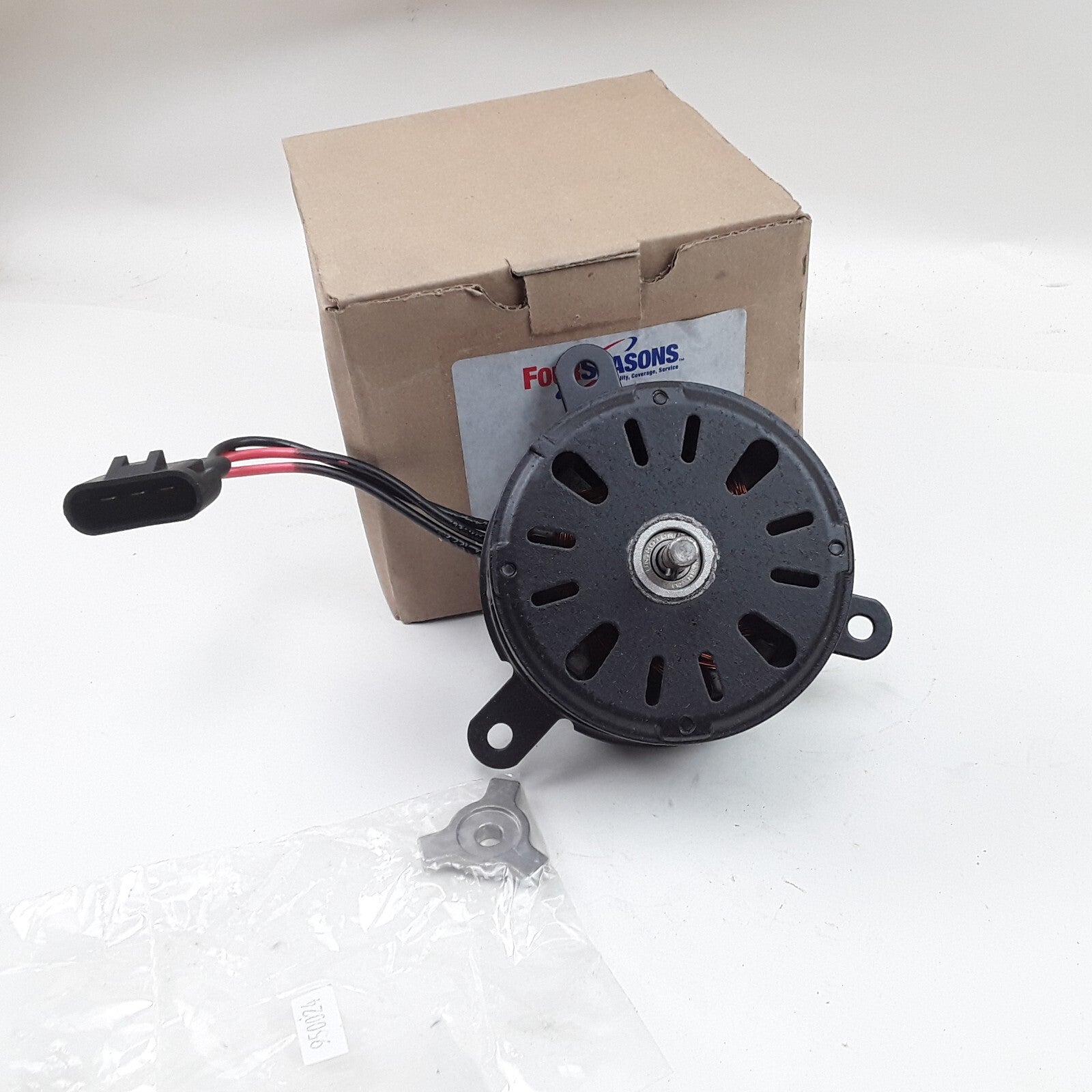 A/C Condenser Fan Motor Fits Ford Crown Victoria Lincoln Town Car 1998-2002