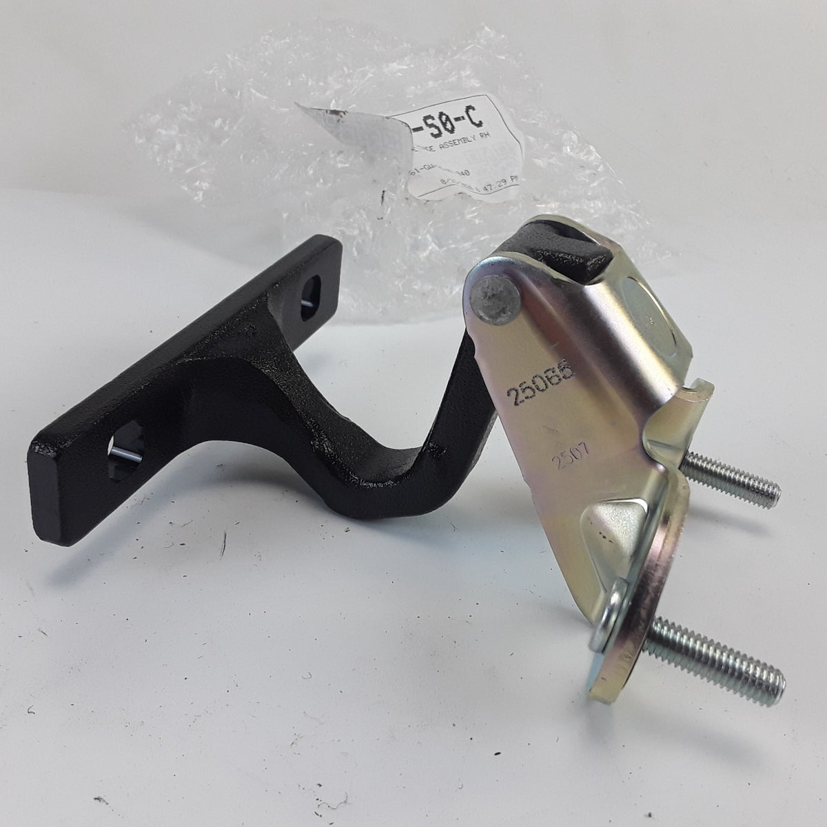 Model Y 2025 Right Hand Rear Liftgate Hinge 1931317-S0-C Genuine OEM
