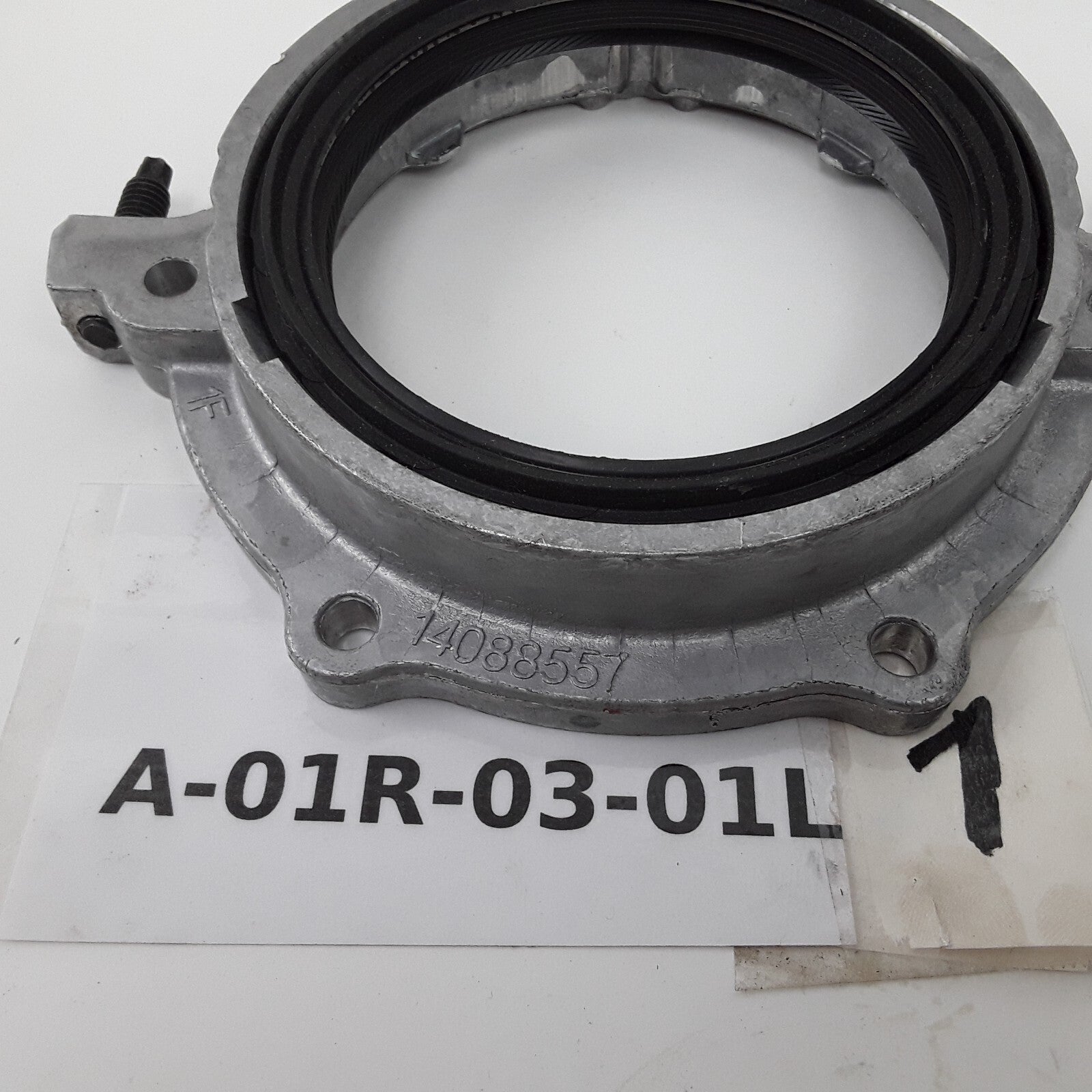 OEM Rear Oil Seal Housing Fits Chevrolet C1500 C2500 GMC K2500 K1500 1996-1999