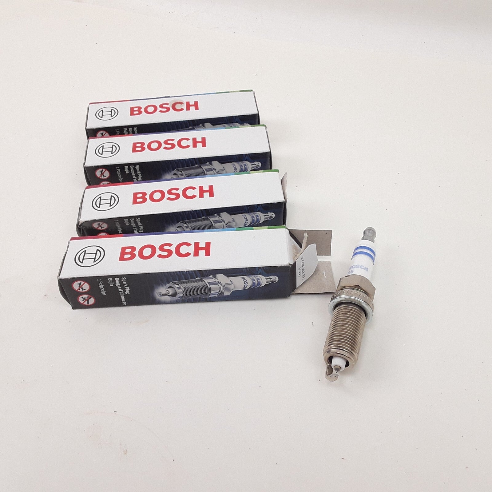 4 Platinum Spark Plugs Fits Dodge Durango Jeep Grand Cherokee Ram 1500 (2024)
